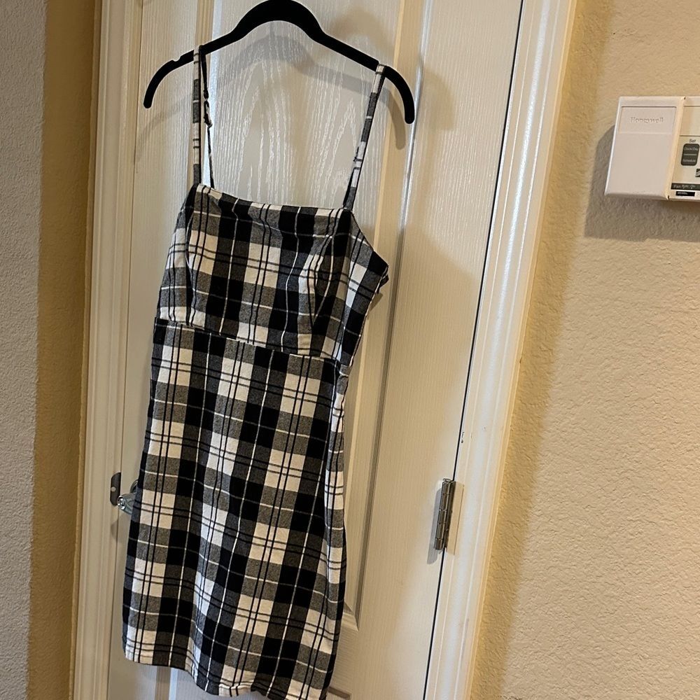 Hollister Black and White Checkered Spaghetti Strap Mini Dress Size M